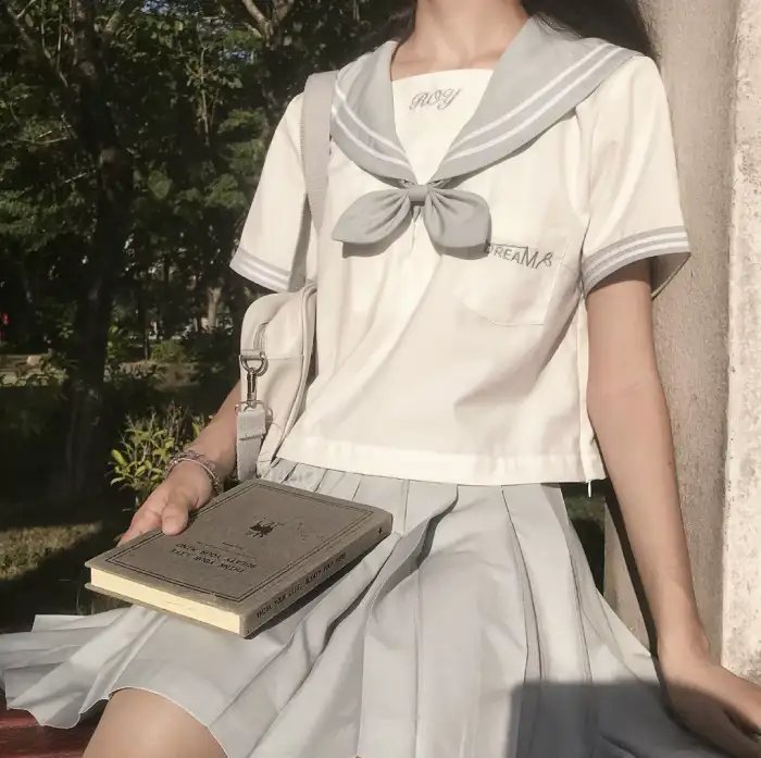 查理咬我手指